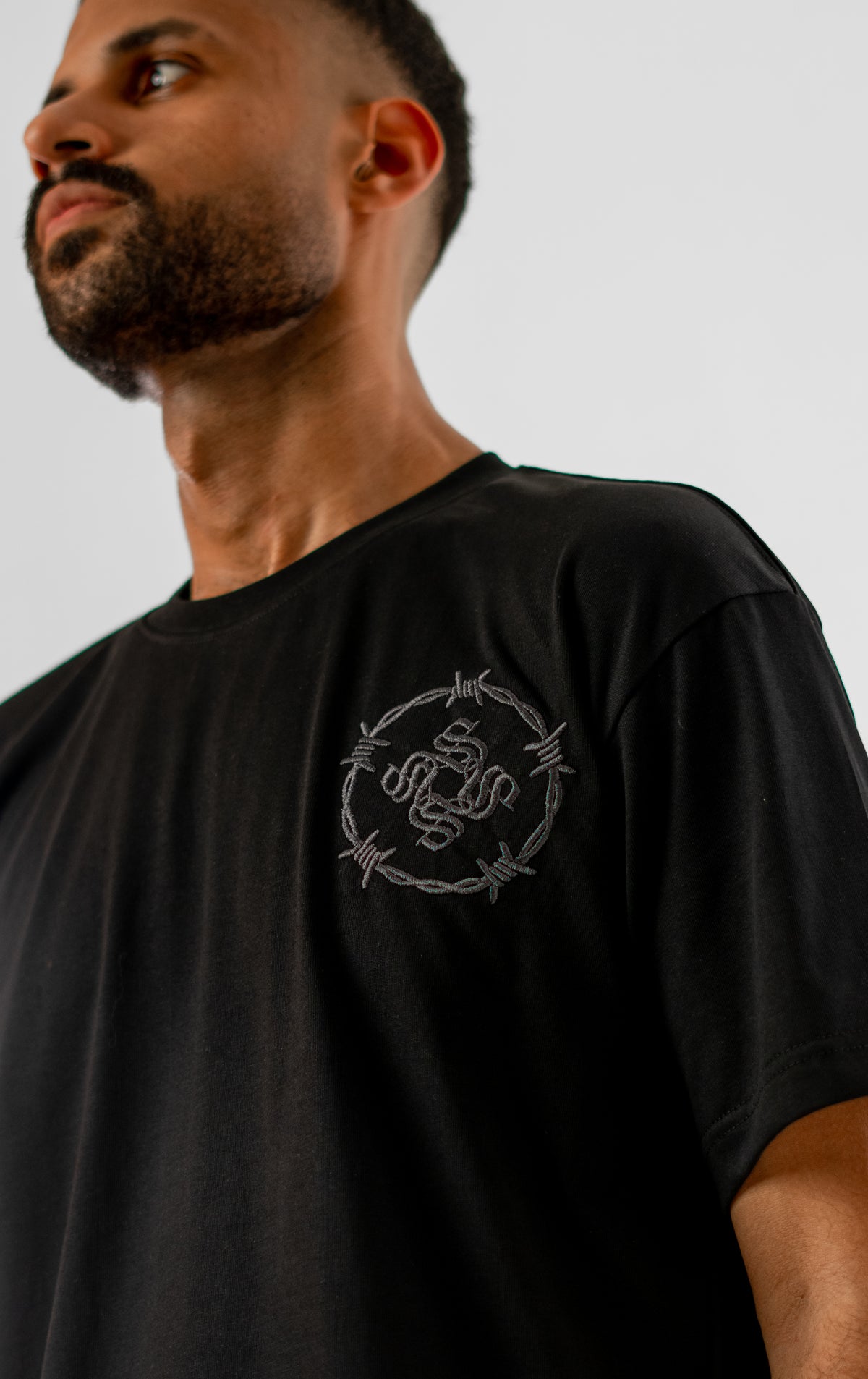 NO ESCAPE TEE