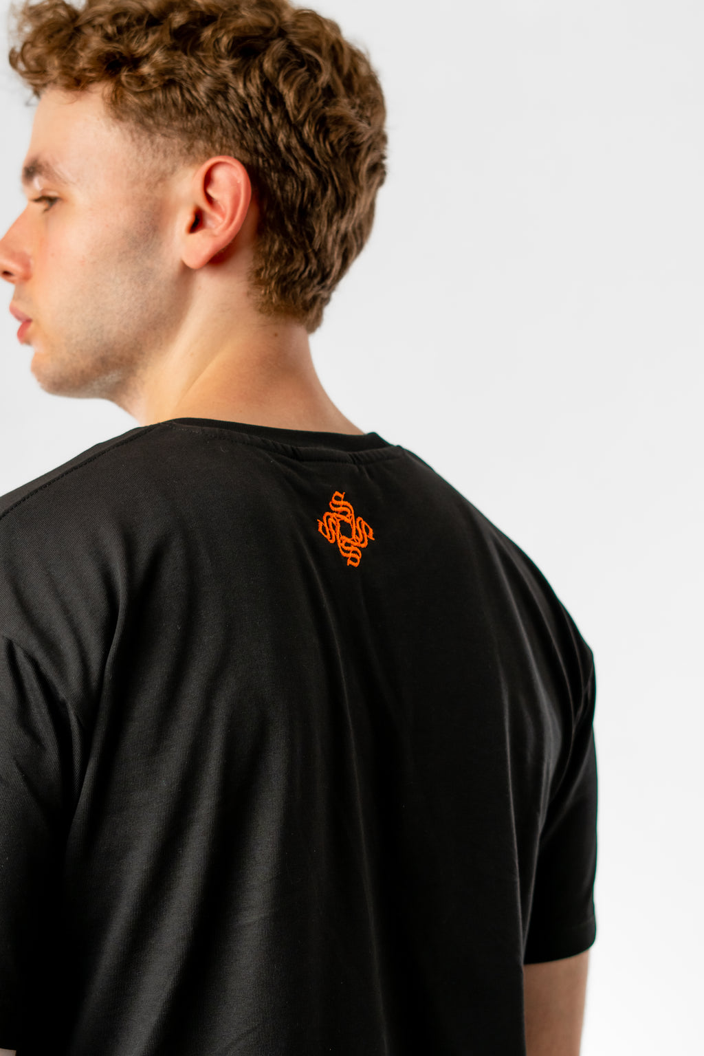 NO ESCAPE TEE