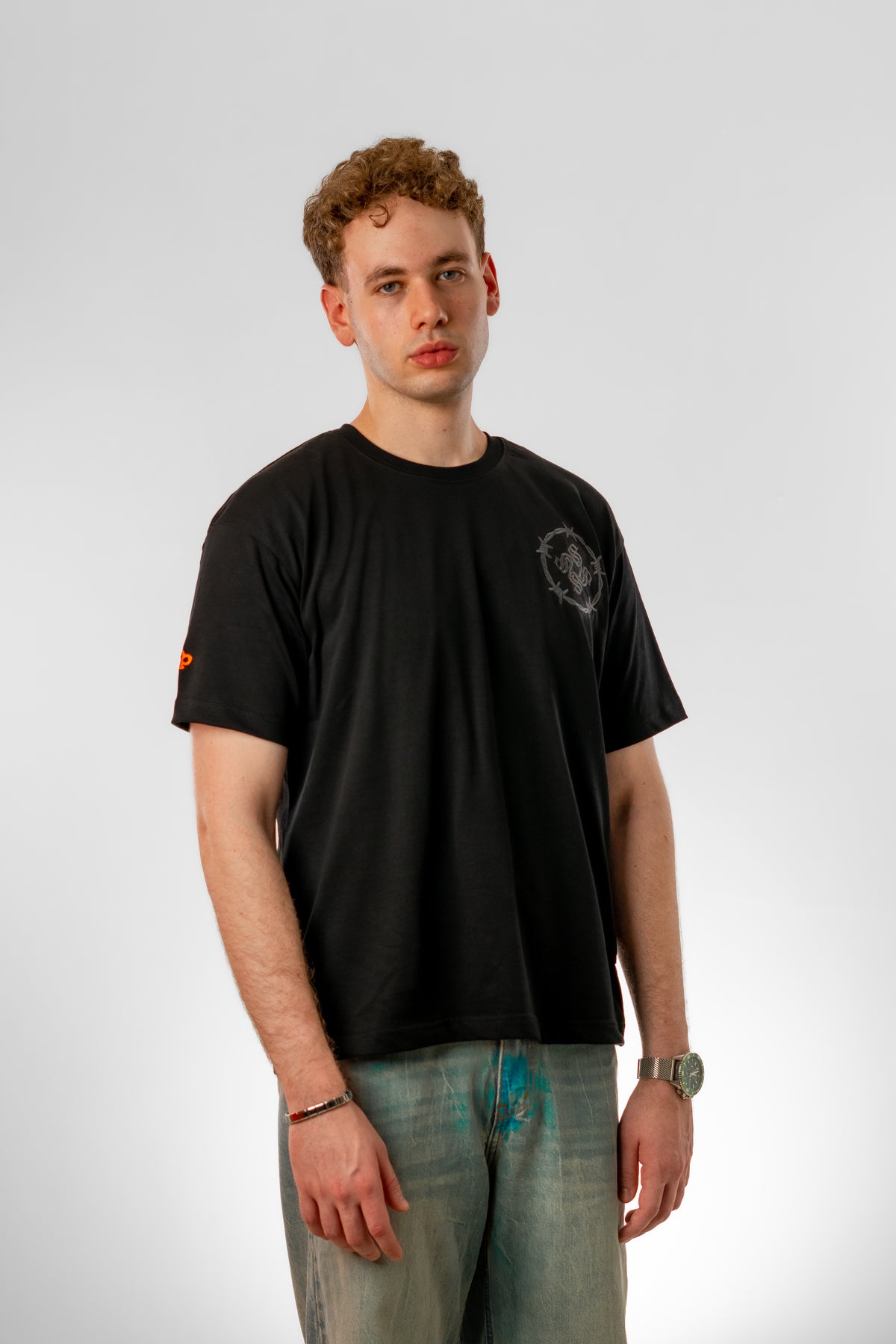 NO ESCAPE TEE