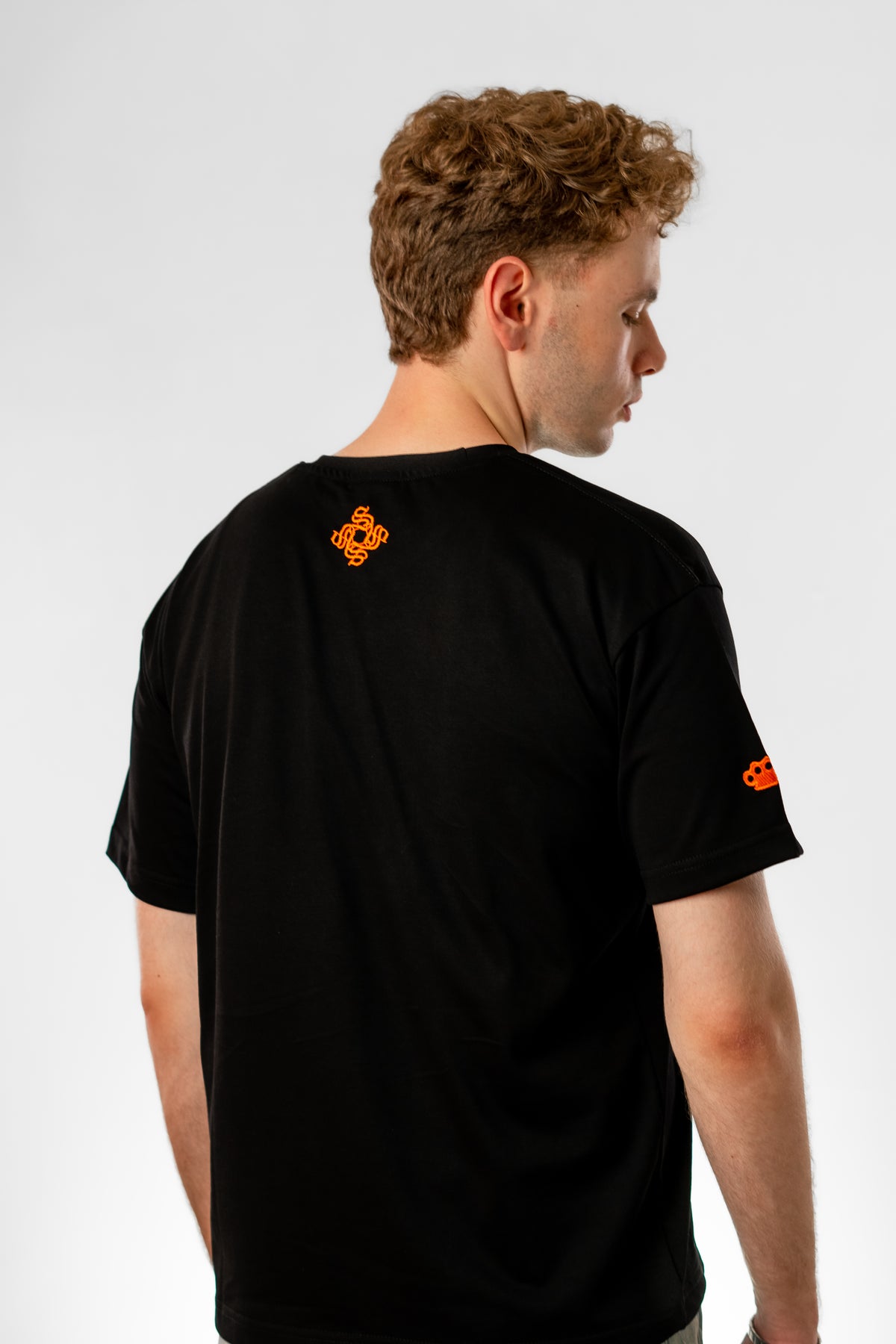NO ESCAPE TEE